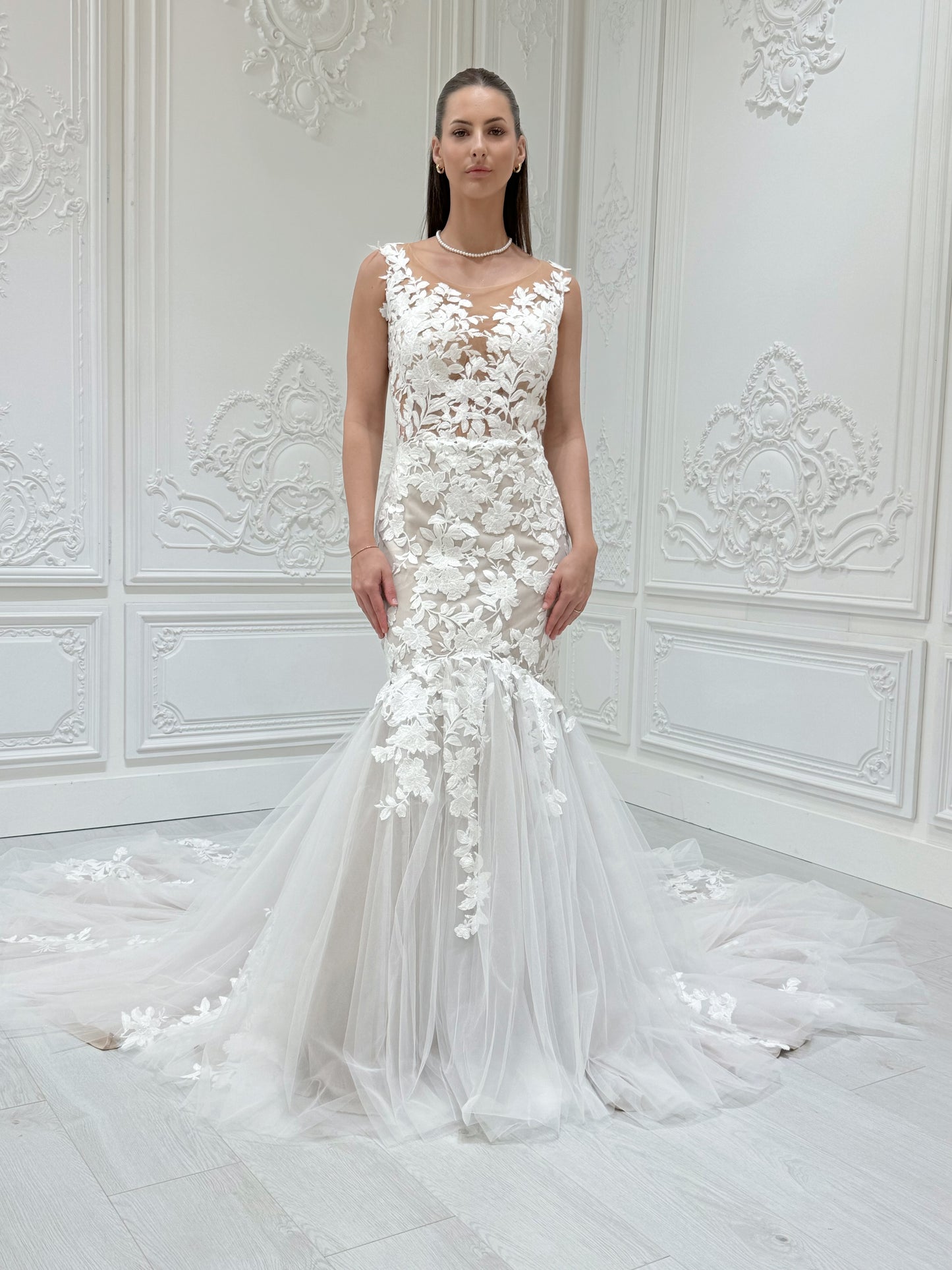 Stock sale! Custom-made champagne sleeveless floral lace embroidered mermaid wedding dress - Ting's Bridal Collection
