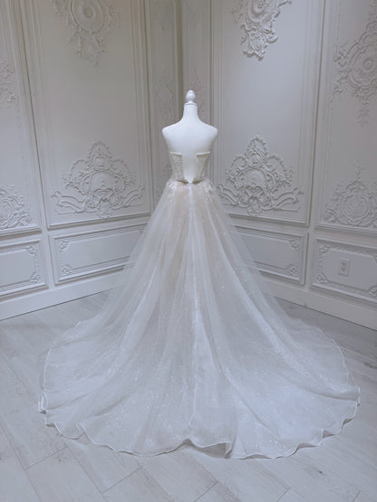 Stock Clearance! Ivory outdoor/beach ivory sparkling wedding dress - Ting's Bridal Collection