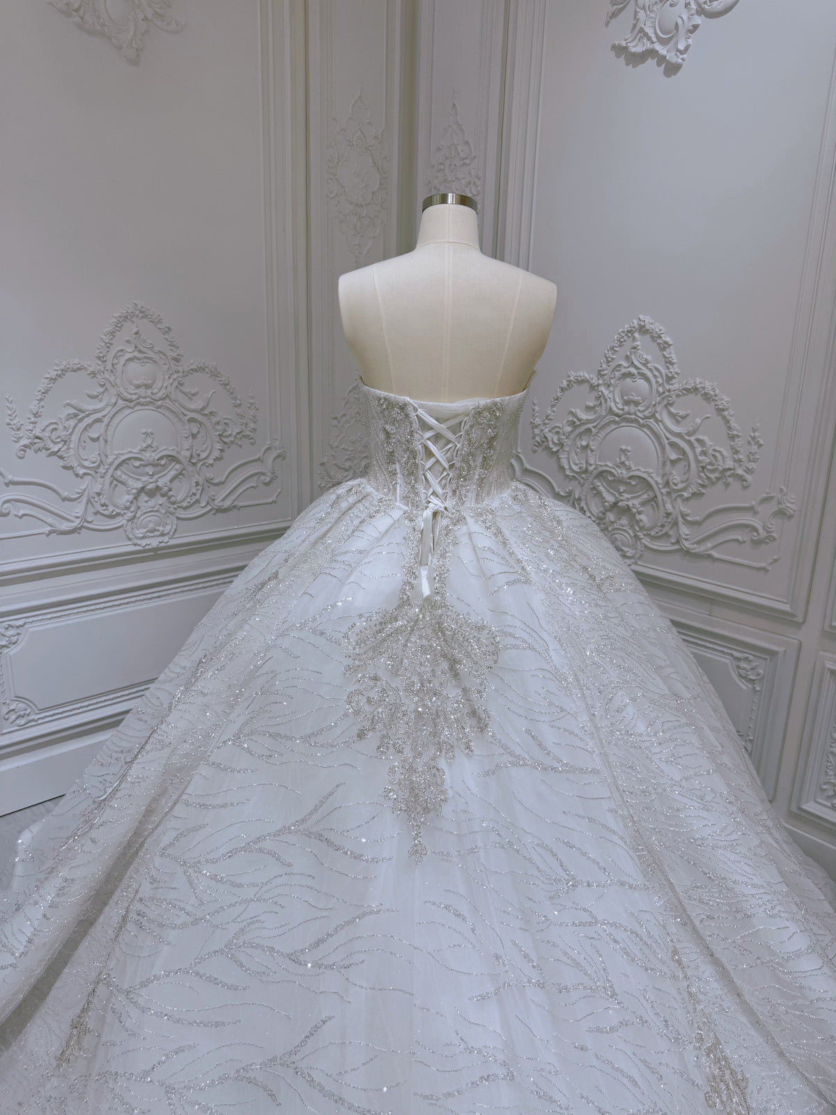 TBC-YB069 Stock of luxury beading strapless royal ballgown wedding dress - Ting's Bridal Collection