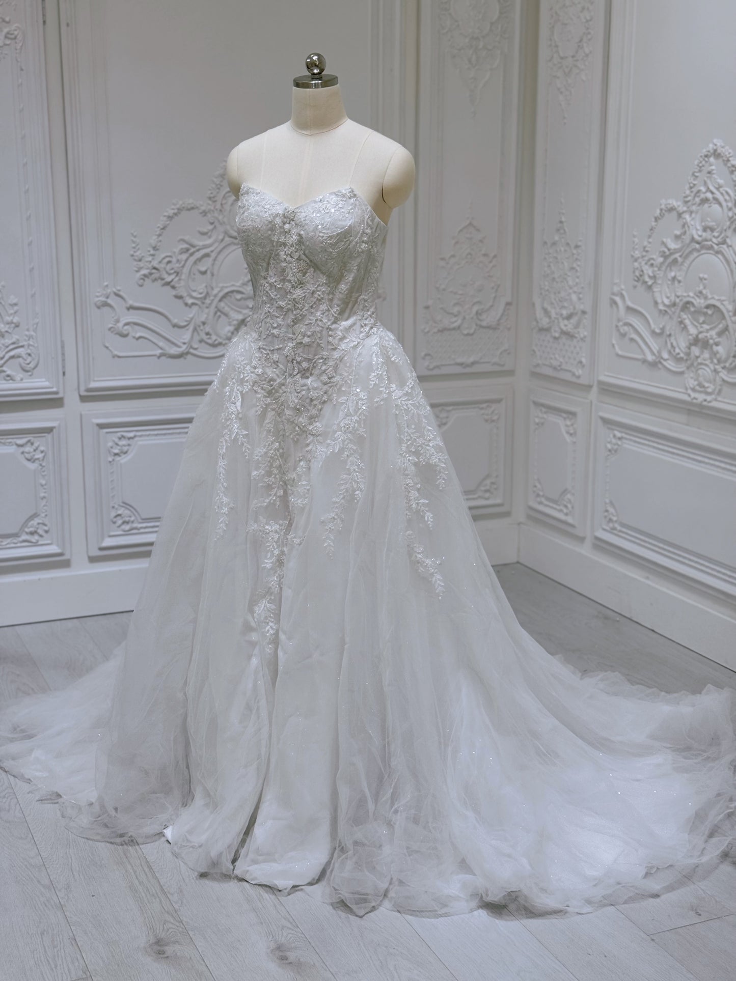 Stock clearance! Bridal size 8. White strapless V neck Aline wedding dress - Ting's Bridal Collection