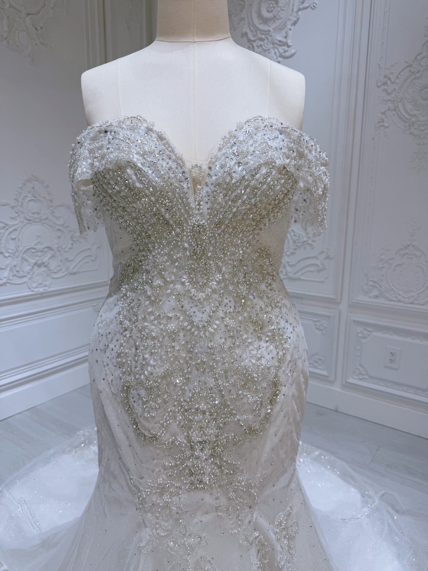 Stock clearance! Bridal size 16! Off white 2 in 1 look feather mermaid wedding dress with detachable skirt. - Ting's Bridal Collection