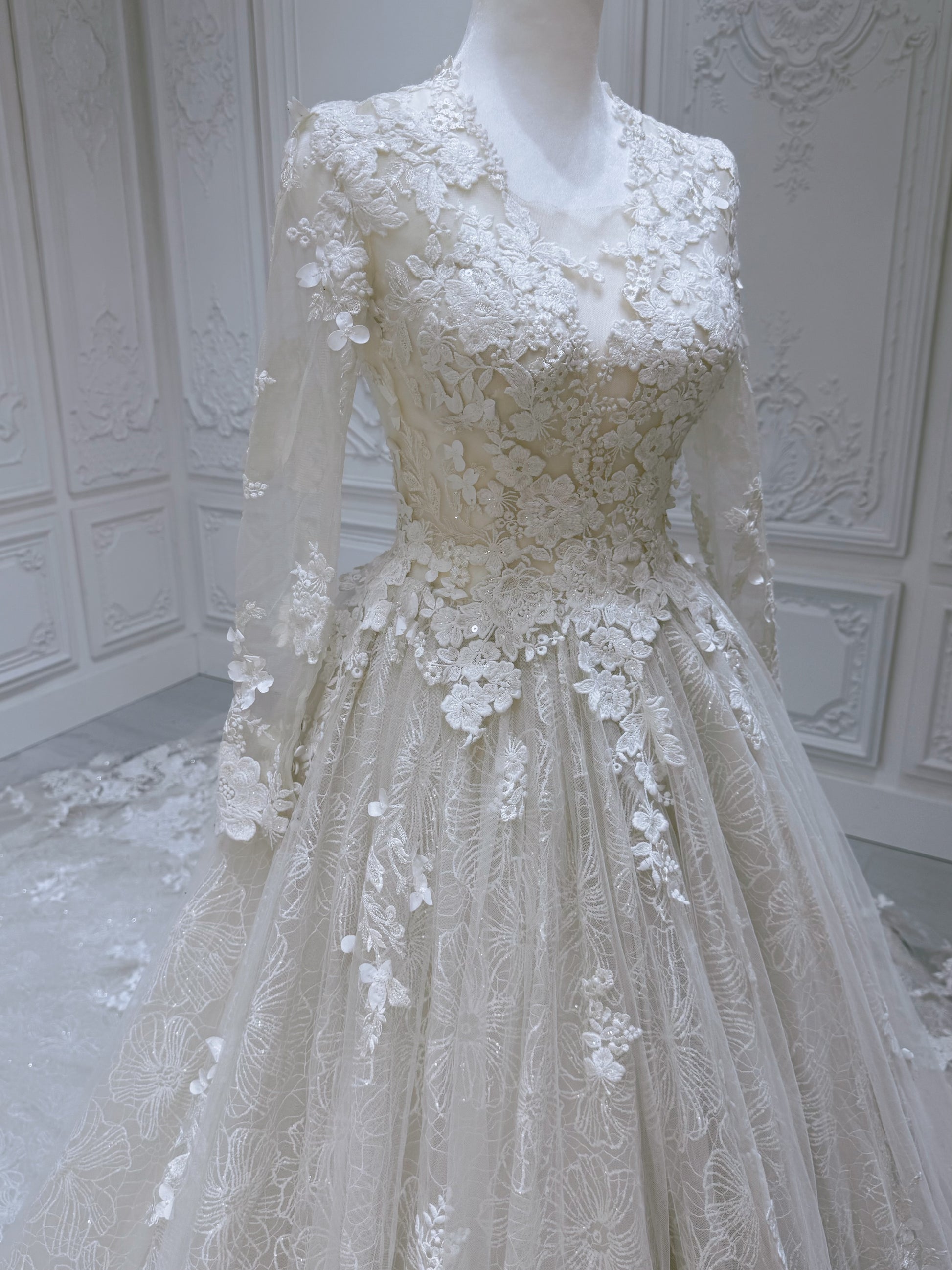 Stock clearance floor sample! Size 0. Ivory long sleeve lace Aline wedding dress - Ting's Bridal Collection