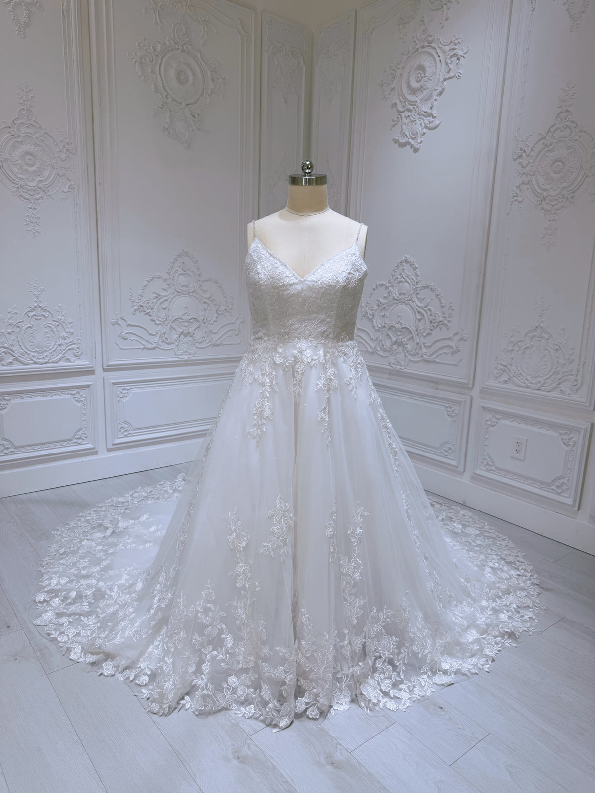 TBC-SA028 Stock clearance! Plus size 16! - Ting's Bridal Collection