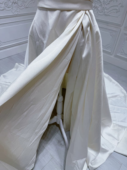 TBC-ZA036 Custom-made pleated satin Aline wedding dress with slit skirt