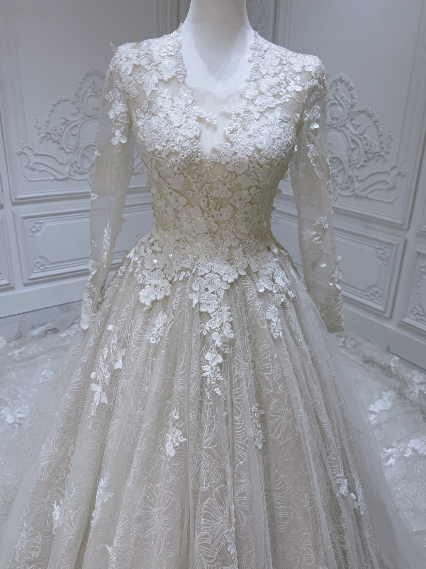 Stock clearance floor sample! Size 0. Ivory long sleeve lace Aline wedding dress - Ting's Bridal Collection