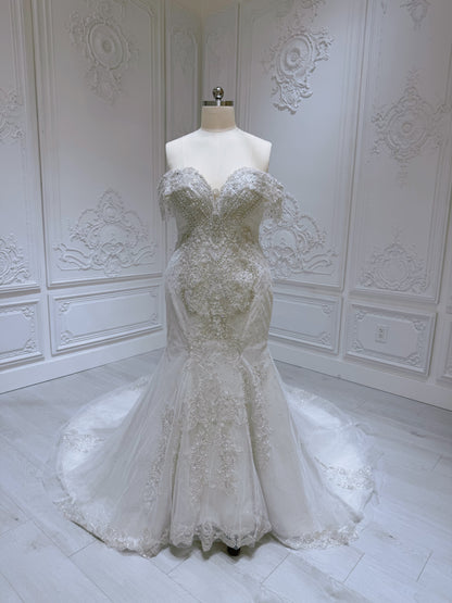 Stock clearance! Bridal size 16! Off white 2 in 1 look feather mermaid wedding dress with detachable skirt. - Ting's Bridal Collection