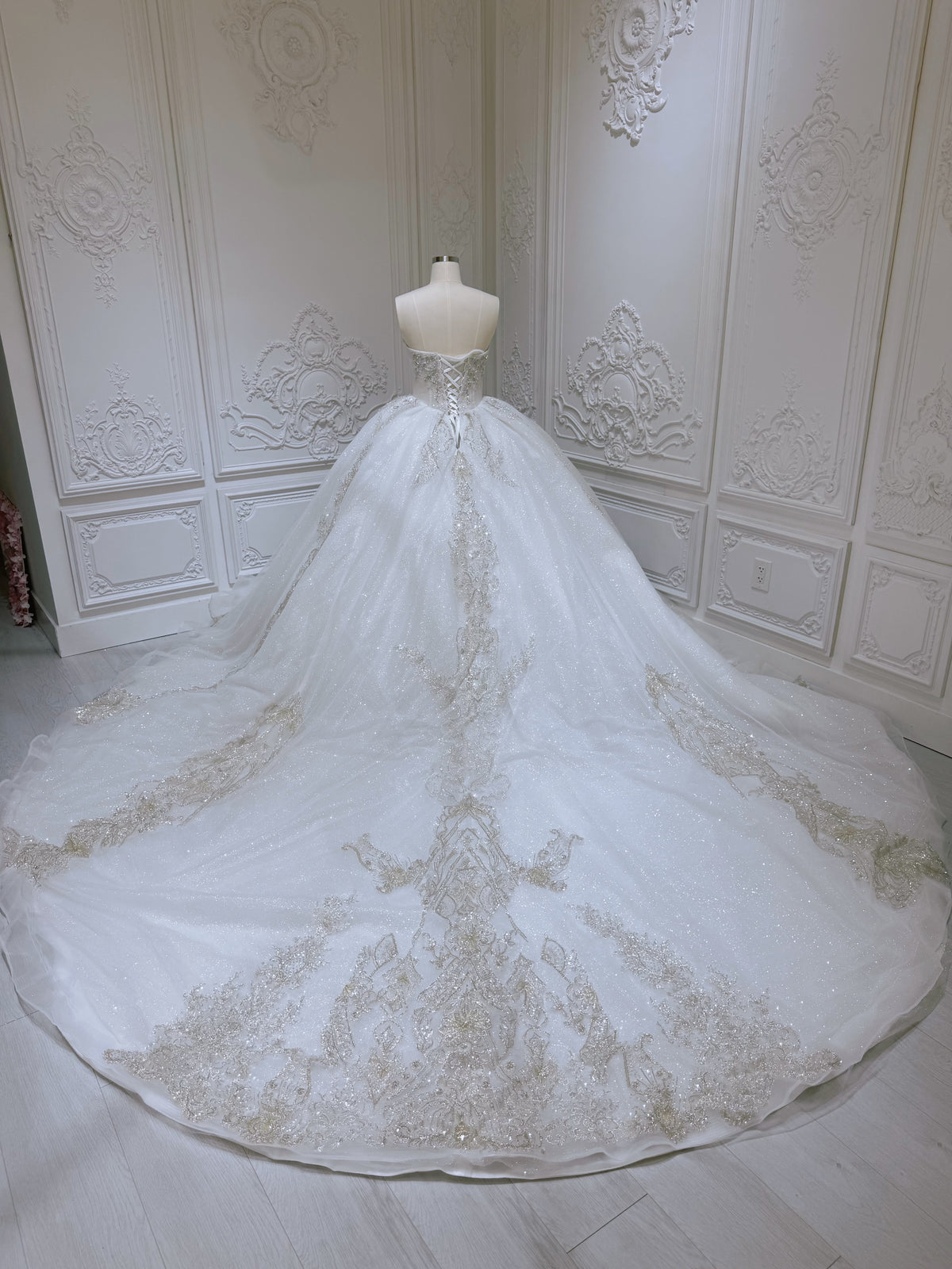 TBC-YB070 Stock of luxury rhinestone with beading lace sparkling ballgown wedding dress - Ting's Bridal Collection