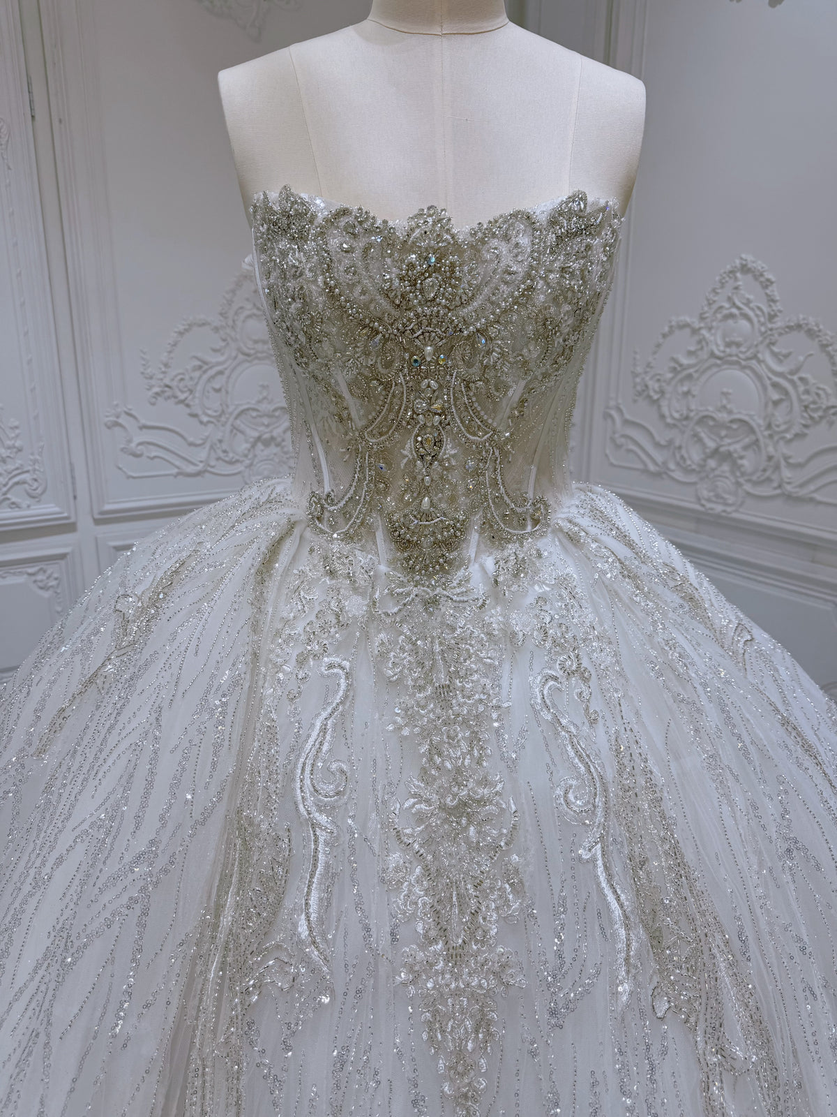 TBC-YB069 Stock of luxury beading strapless royal ballgown wedding dress - Ting's Bridal Collection