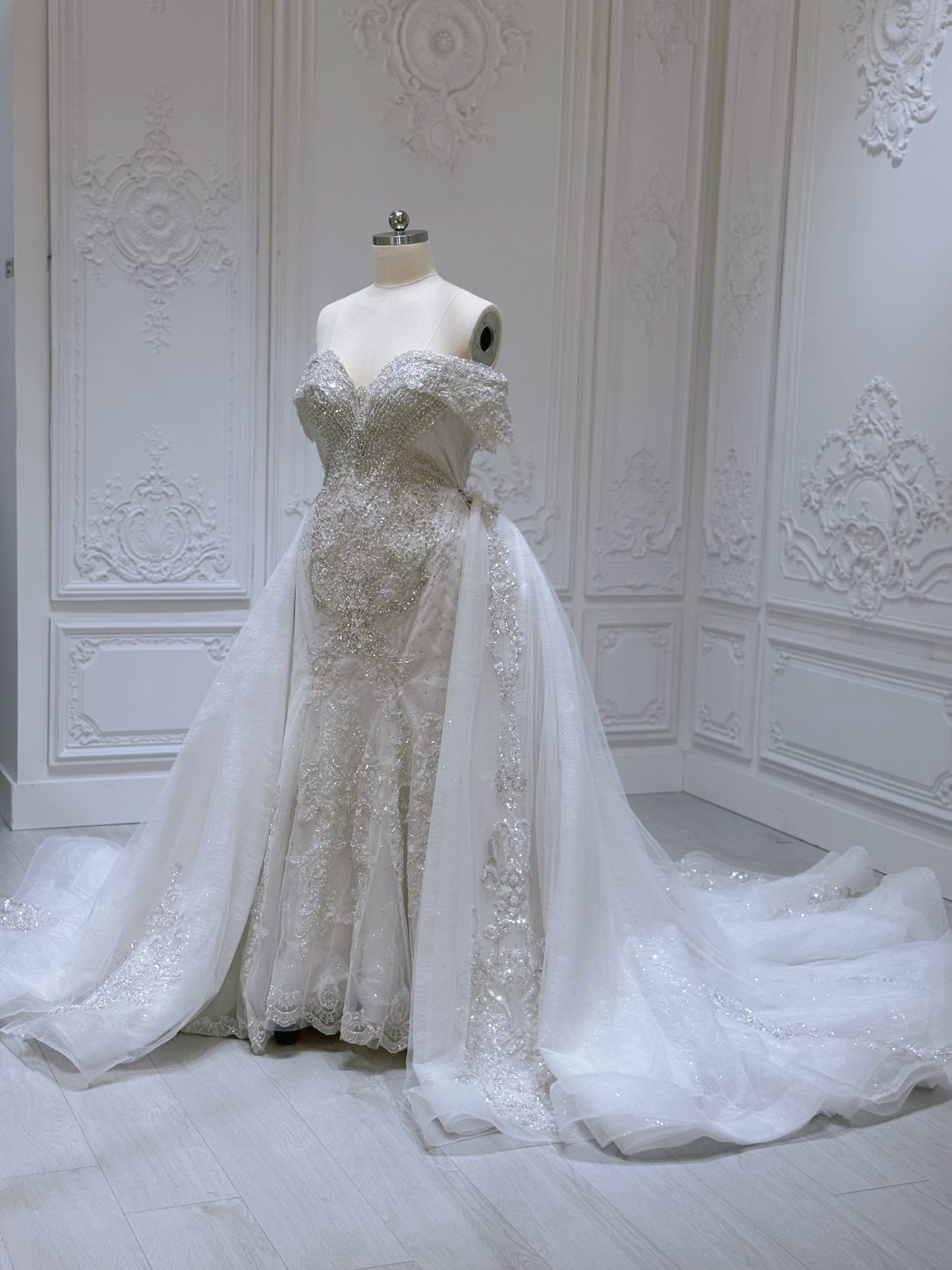 Stock clearance! Bridal size 16! Off white 2 in 1 look feather mermaid wedding dress with detachable skirt. - Ting's Bridal Collection