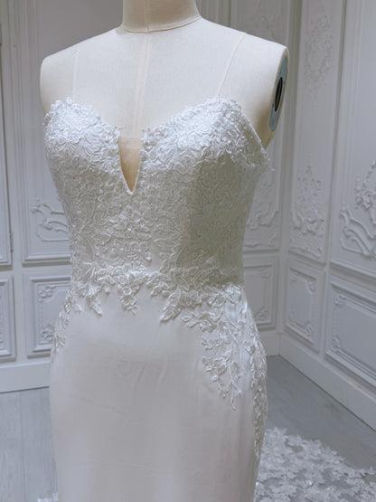 Stock clearance! White Strapless with V-neck crepe fabric with lace embroidered mermaid wedding dress - Ting's Bridal Collection