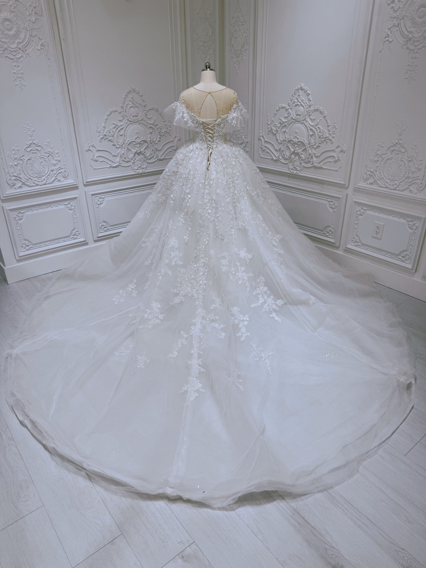 Stock clearance! Size 8! Ivory beading 3D floral ballgown fairy wedding dress - Ting's Bridal Collection