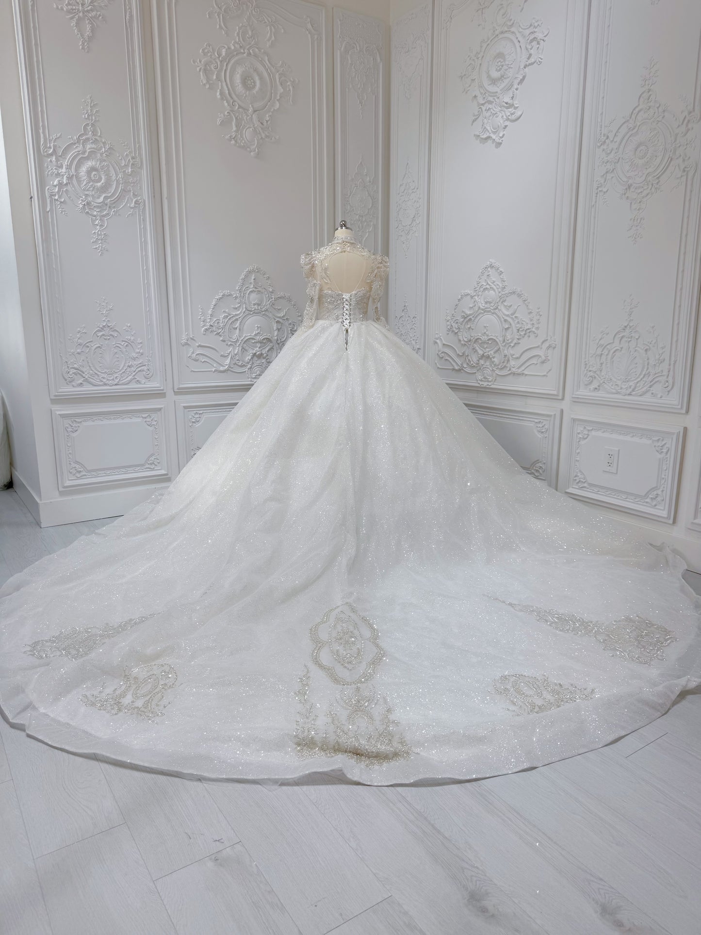 Stock Clearance! Bridal size 10! Luxury crystal beaded with beading lace long sleeve Victorian royal wedding dress with detachable neckpiece - Ting's Bridal Collection