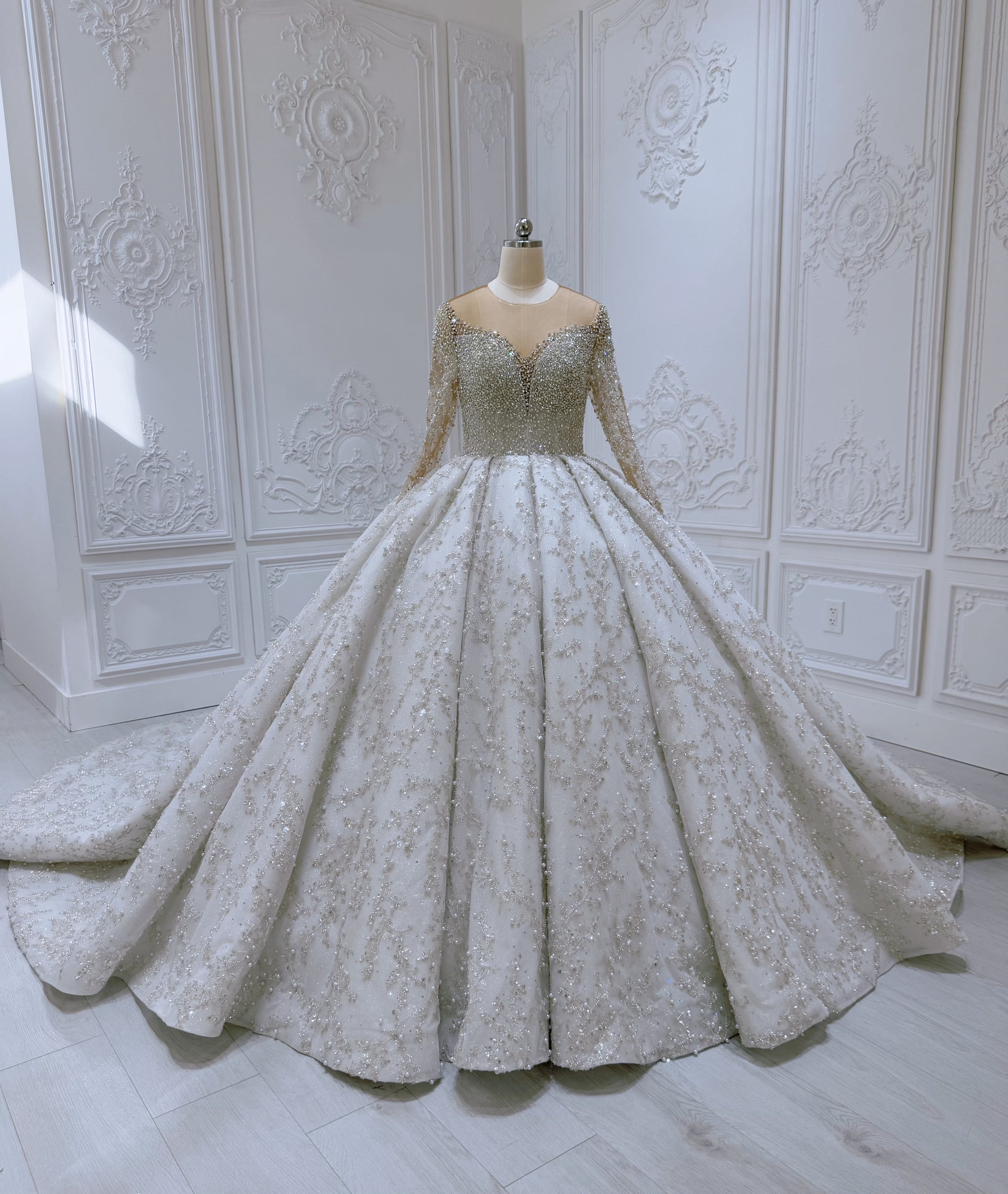 TBC-CM52 Custom-made luxury crystal with beading lace long sleeve sparkling princess ballgown royal wedding dress - Ting's Bridal Collection