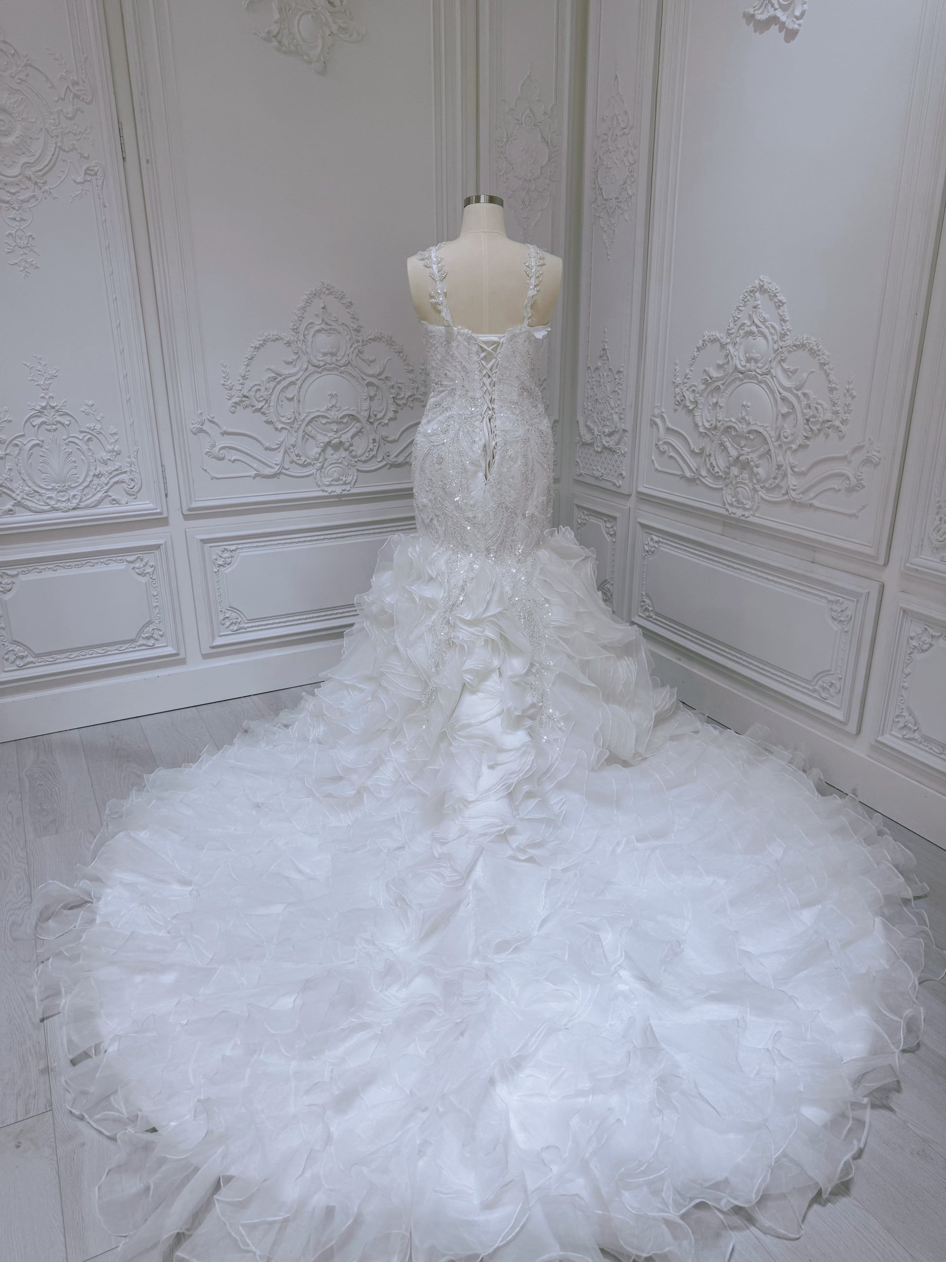 Stock Clearance! Bridal size 14! Custom-made beading lace sweetheart mermaid wedding dress with ruffled skirt - Ting's Bridal Collection