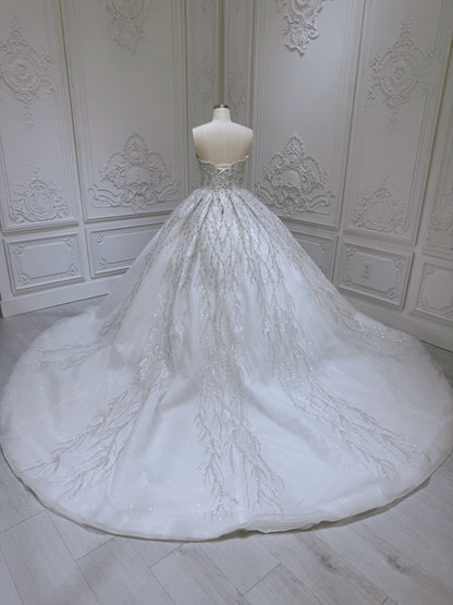 TBC-JB081 Stock of strapless pearl beading ballgown royal wedding dress