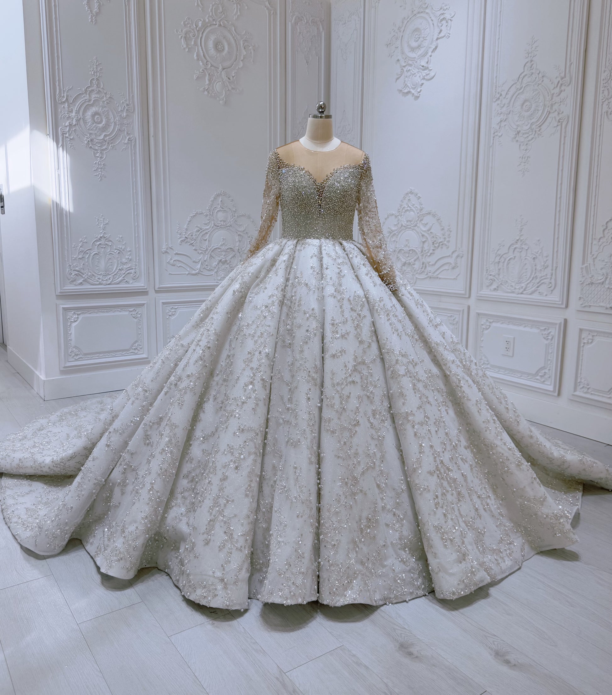 TBC-CM52 Custom-made luxury crystal with beading lace long sleeve sparkling princess ballgown royal wedding dress - Ting's Bridal Collection