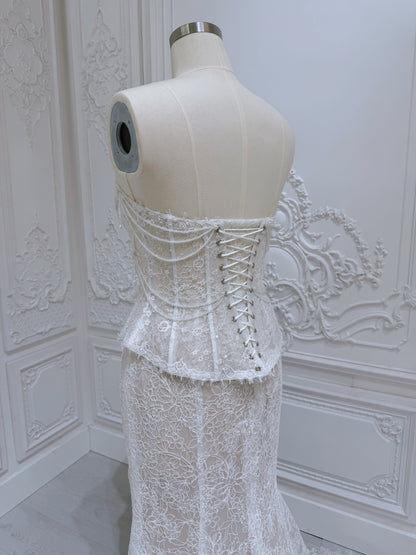 TBC-BM036 Stock of pearl beading lace vintage mermaid wedding dress