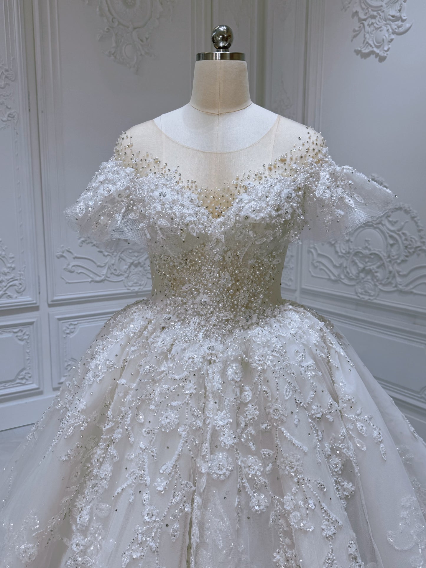 Stock clearance! Size 8! Ivory beading 3D floral ballgown fairy wedding dress - Ting's Bridal Collection
