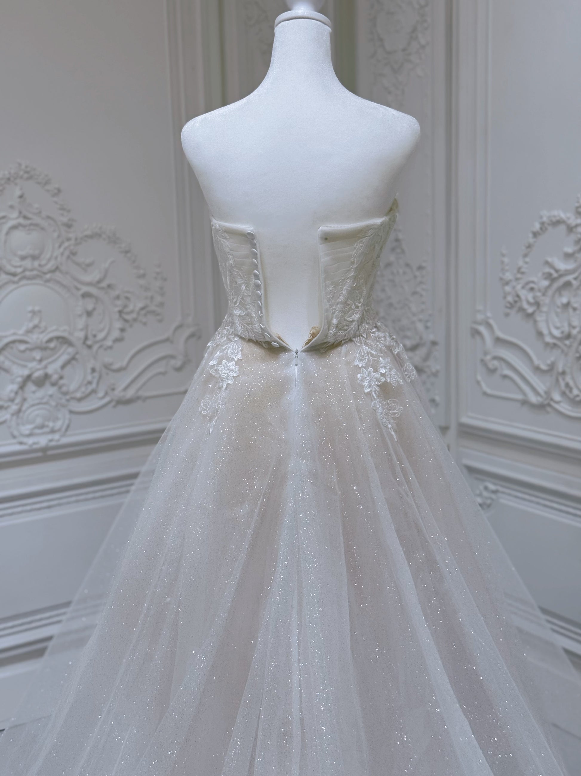 Stock Clearance! Ivory outdoor/beach ivory sparkling wedding dress - Ting's Bridal Collection