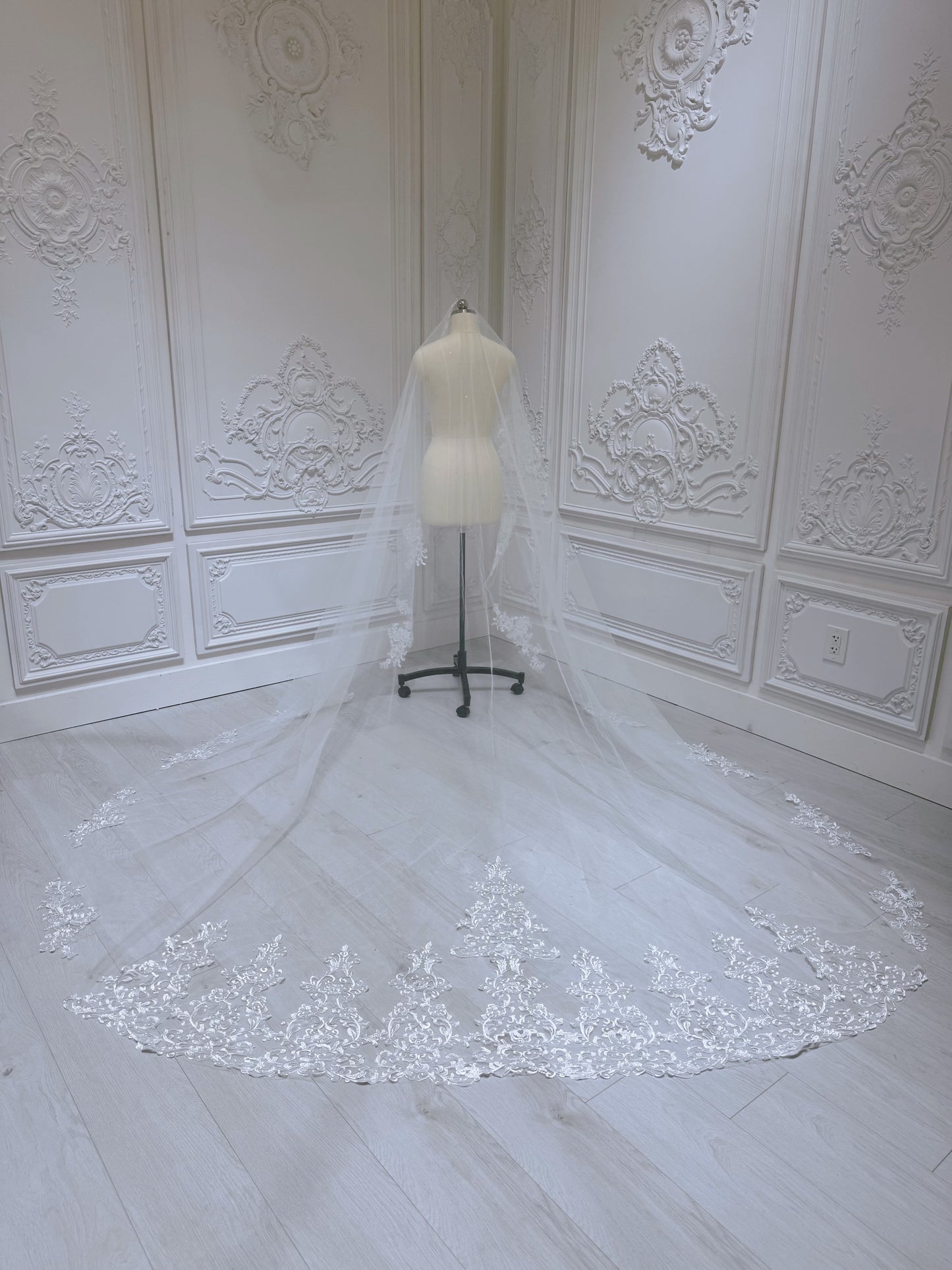 Stock sale of Lace embroidered bridal long wedding veil - Ting's Bridal Collection