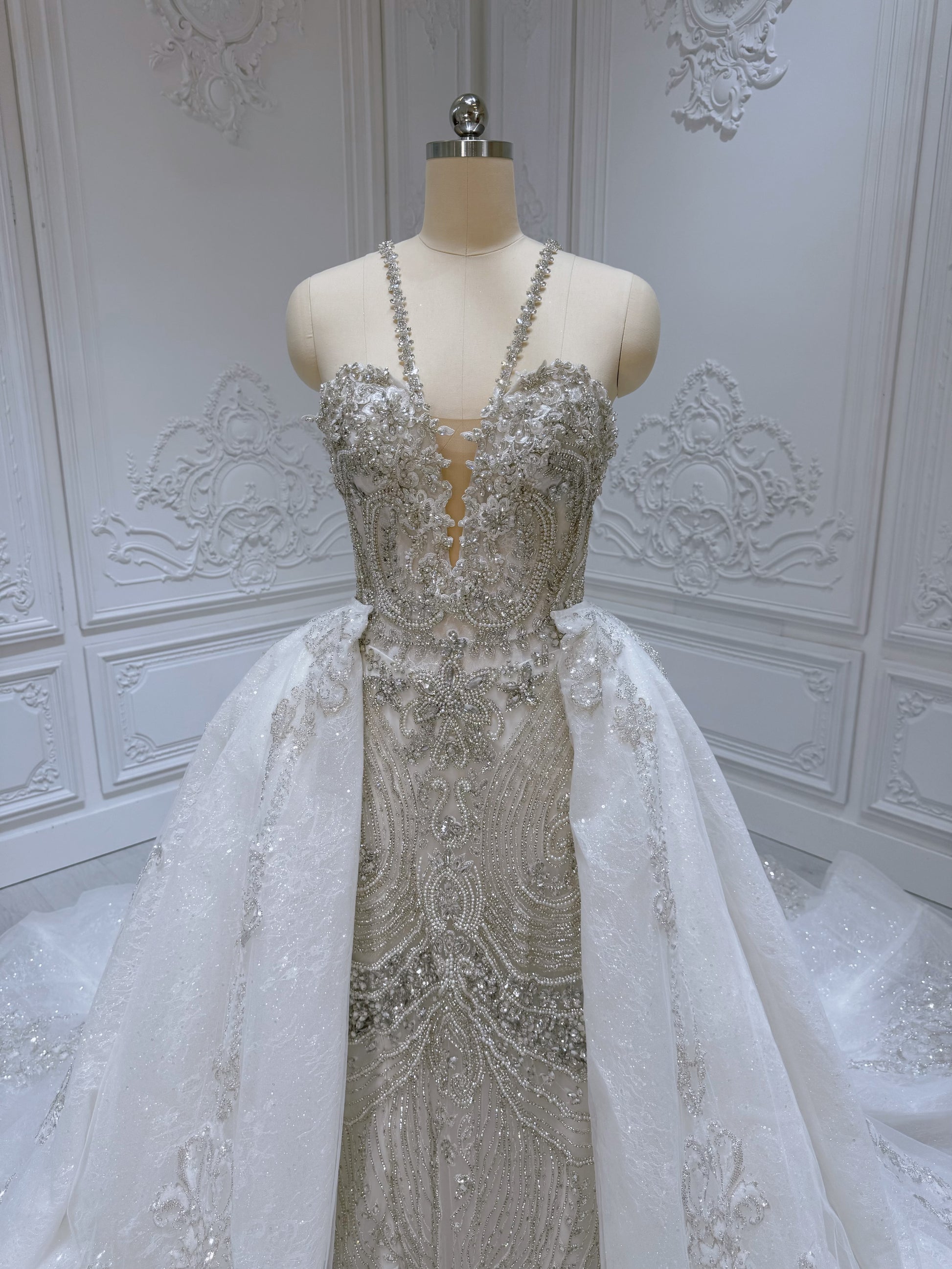 TBC-2IN1-012 Custom-made luxury crystal 2 in 1 style royal wedding dress with skirt - Ting's Bridal Collection