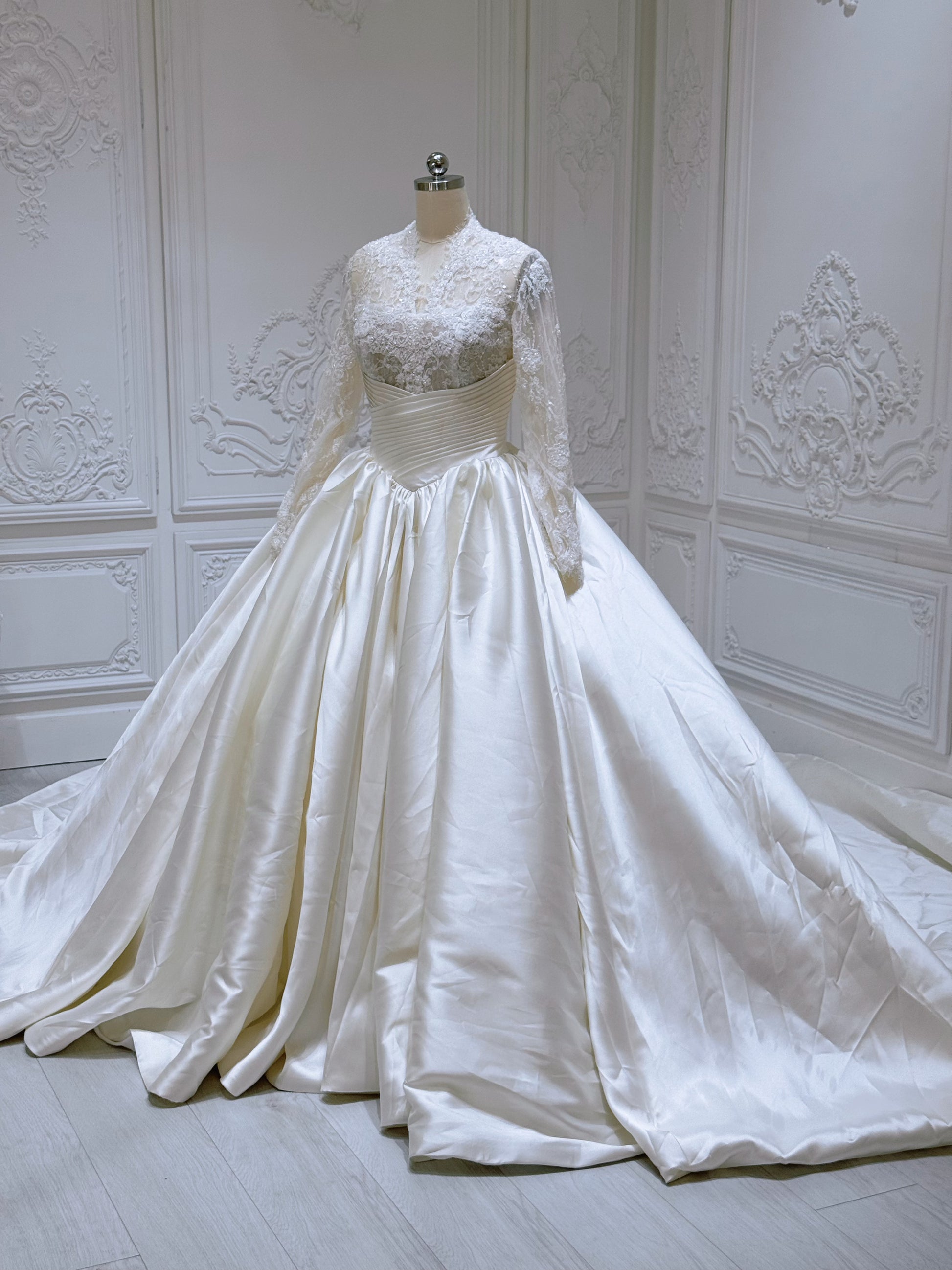 TBC-ZB096 Custom-made ivory lace satin long sleeve royal ballgown  wedding dress - Ting's Bridal Collection