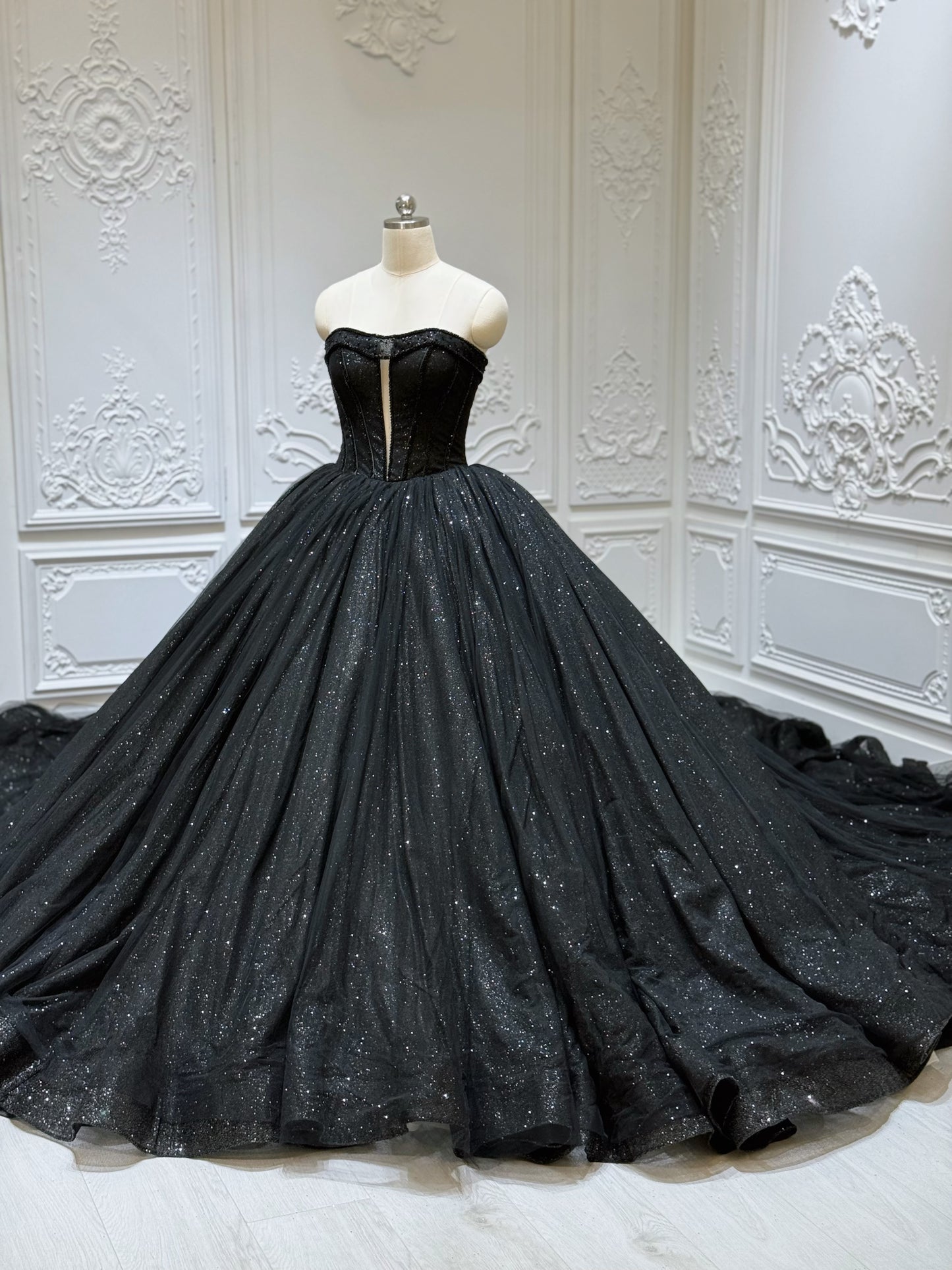 Stock clearance! Bridal size 8! Black strapless sparkling ballgown Gothic wedding dress - Ting's Bridal Collection