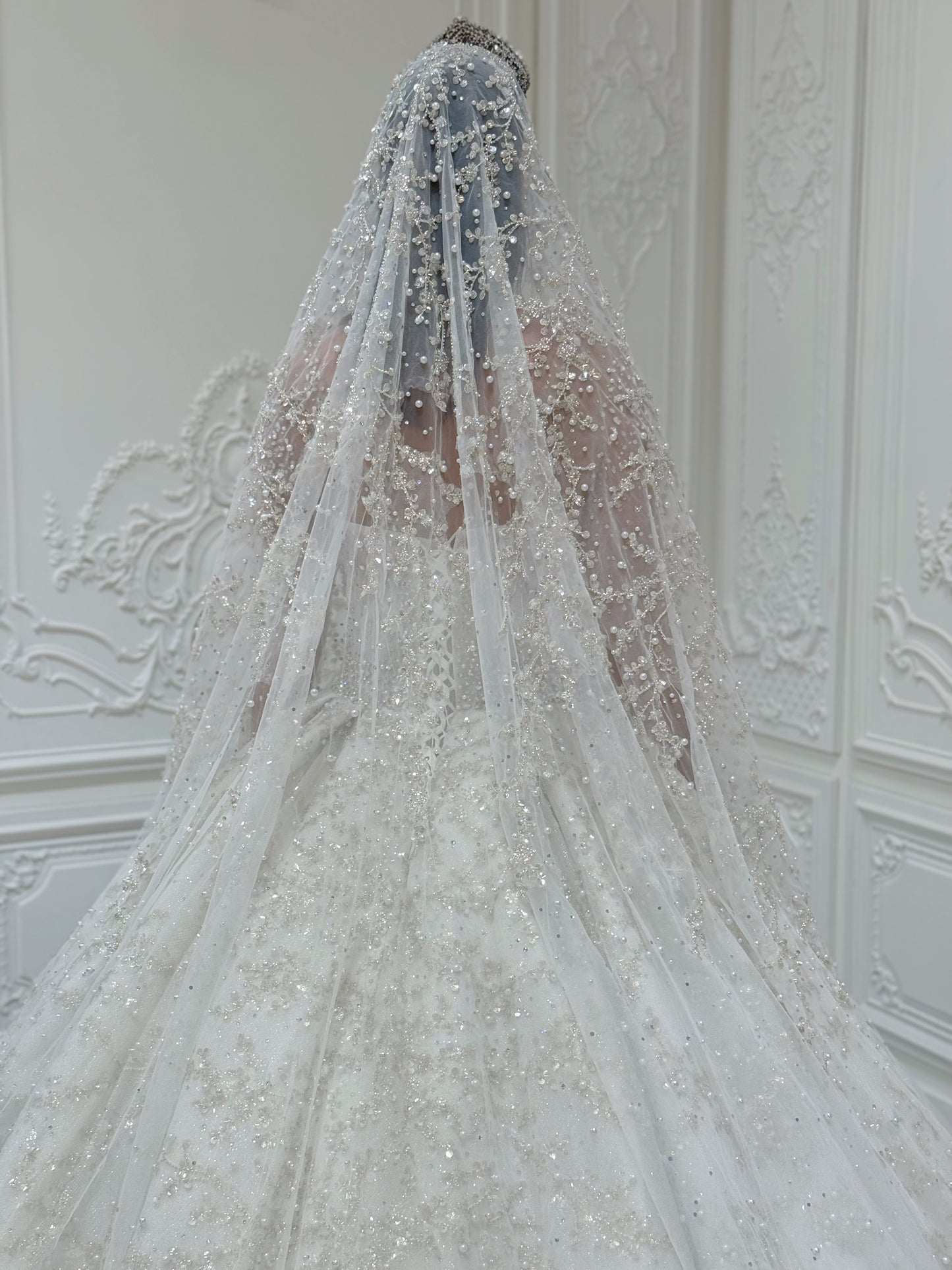 TBC-B002 Luxury beading off white long sleeve sparkling royal wedding dress - Ting's Bridal Collection