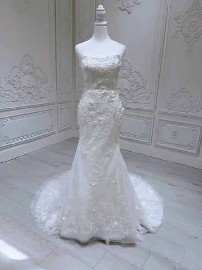 Custom-made white color strapless lace mermaid wedding dress - Ting's Bridal Collection